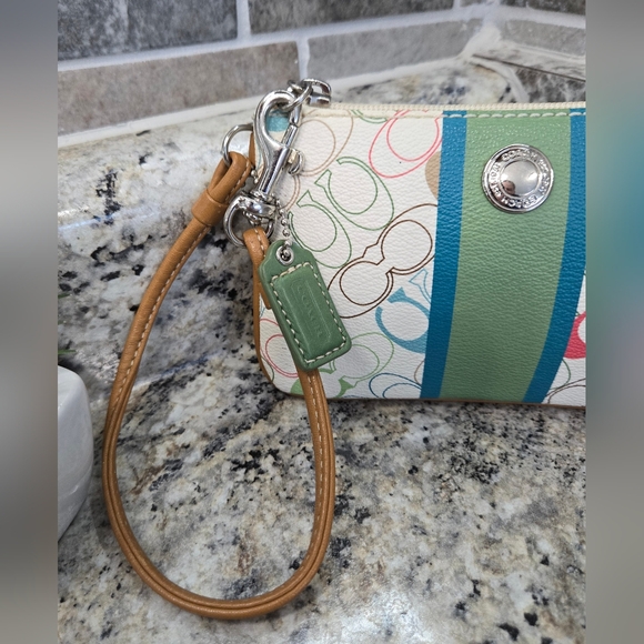 EUC Coach multicolored Signature Stripe Wristlet - Picture 3 of 11